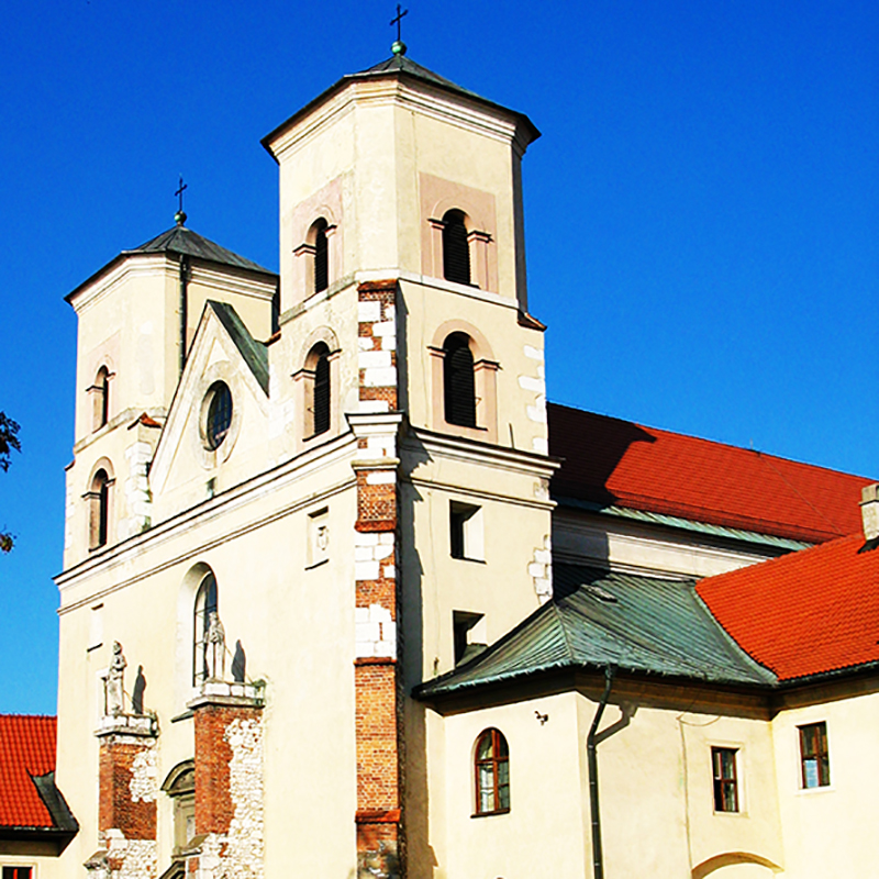 Kraków-Tyniec, Parafia Świętych Apostołów Piotra i Pawła