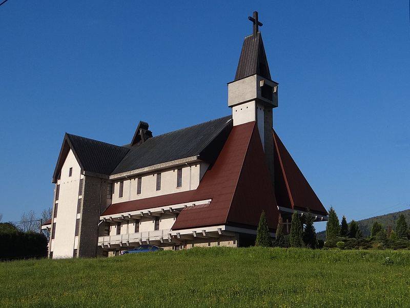 Kasina Wielka, Parafia św. Marii Magdaleny