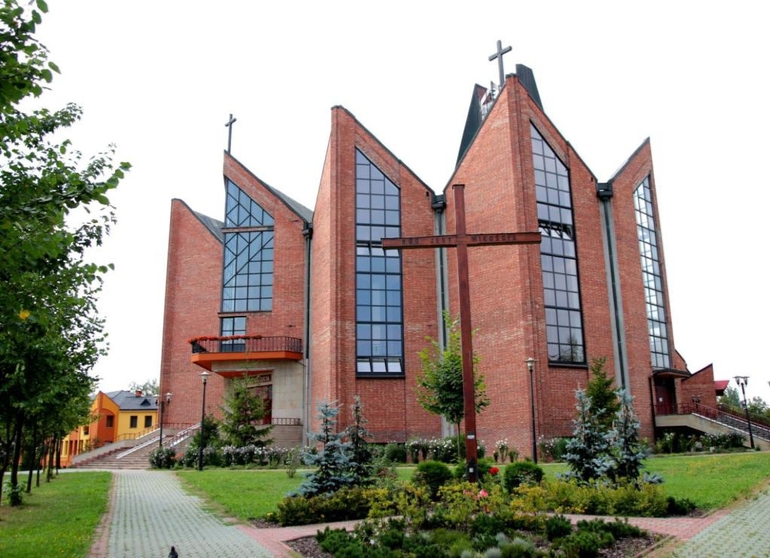 Kraków-Wieczysta, Parafia Matki Bożej Ostrobramskiej