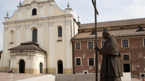 Tygodniowy odpust w najstarszym sanktuarium Krzyża Świętego w Polsce