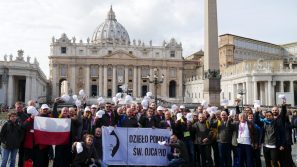 Bezdomni pielgrzymi wyruszają do Rzymu