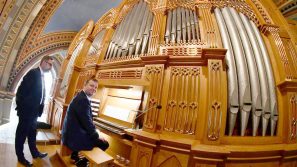 Niedziela Gaudete i radość z nowego instrumentu w Bazylice Ludźmierskiej