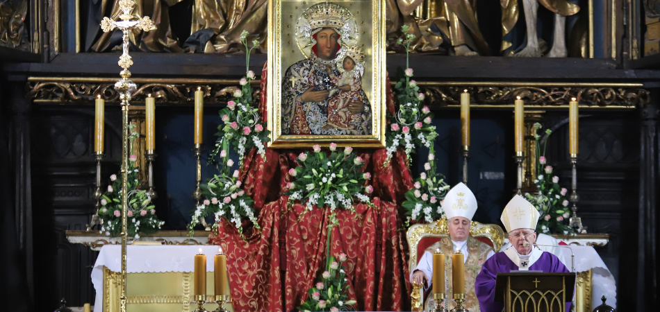 50. rocznica koronacji kopii obrazu Matki Bożej Częstochowskiej w Bazylice Mariackiej