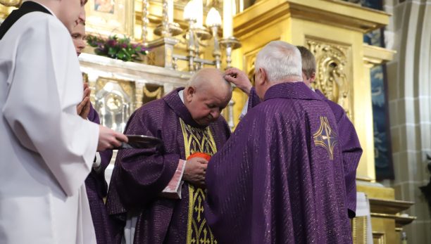 Post, modlitwa i jałmużna. Rozpoczął się okres Wielkiego Postu