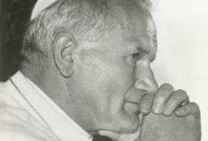 Kard. Stanisław Dziwisz: Jan Paweł II apostołem wolności i pokoju
