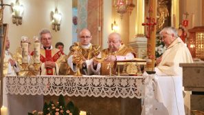 Módlmy się w intencji kapłanów! Msza św. i nabożeństwo fatimskie w Wadowicach
