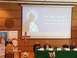 Kard. Dziwisz: Święty Jan Paweł II Wielki patronem Europy i doktorem Kościoła
