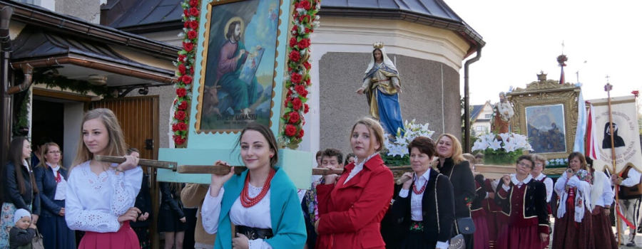 Bronić ludzkiej godności. Msza św. w 250-lecie poświęcenia kościoła w parafii św. Łukasza Ewangelisty w Lipnicy Wielkiej