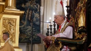Kard. Dominique Mamberti na Wawelu: Kościół jest żywym znakiem Bożego pokoju