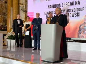 Abp Marek Jędraszewski pierwszym laureatem nagrody Strażnik Wartości – CUSTOS VIRTUTUM