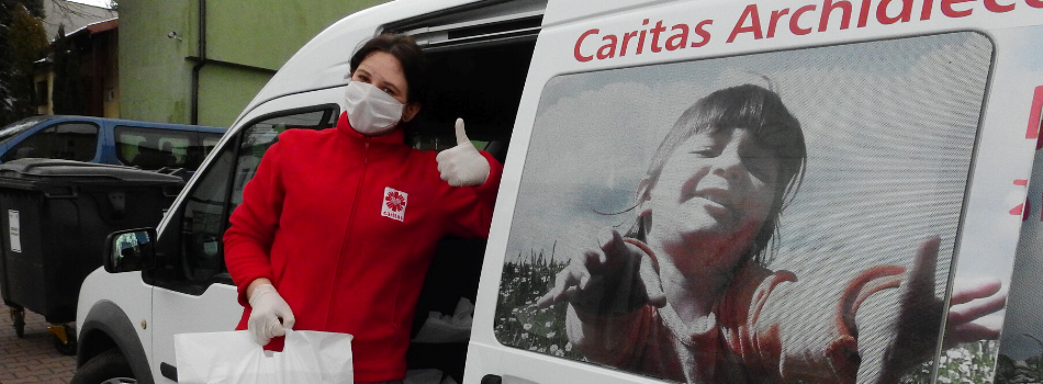 Na pomoc seniorom i medykom Caritas zebrała już 20 milionów złotych