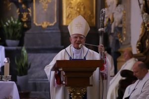 Abp Marek Jędraszewski do dyrektorów szkół katolickich: Miłując Boga otwieramy się na głębię swego człowieczeństwa