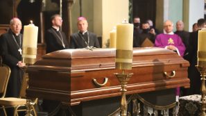 Kard. Marian Jaworski – „kardynał Kalwaryjski”: trwają uroczystości pogrzebowe w Kalwarii Zebrzydowskiej