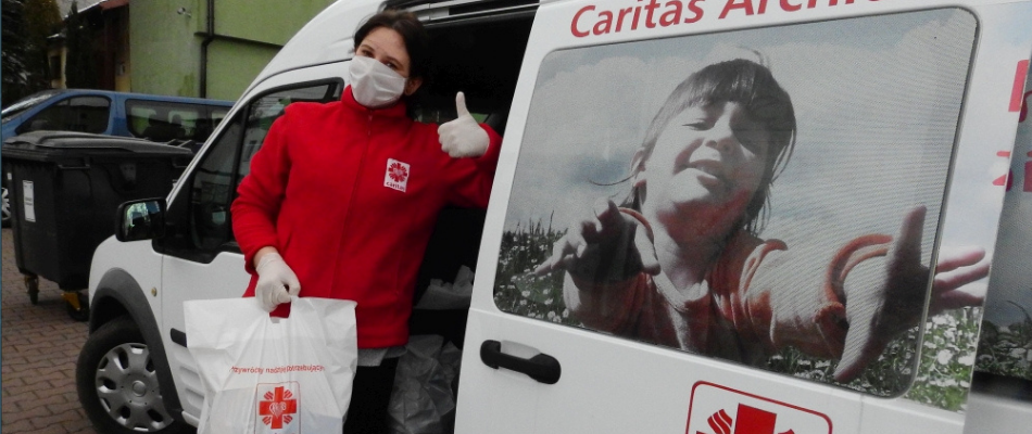 Krakowska Caritas apeluje o pomoc w zebraniu środków na świąteczne paczki