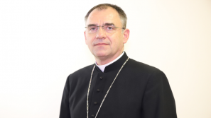 Zaproszenie na sakrę biskupią ks. Roberta Chrząszcza