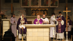 Liturgia stacyjna w Sanktuarium Krzyża Świętego w Mogile: Bóg fundamentem prawdziwego humanizmu