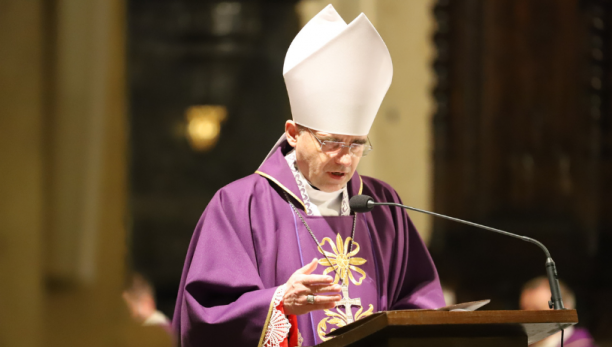 Liturgia stacyjna w Bazylice Świętych Michała Archanioła i Stanisława Biskupa Męczennika: Idźmy drogą miłosierdzia!