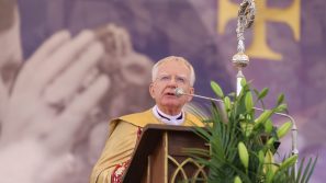 Abp Marek Jędraszewski w Boże Ciało: najważniejszym elementem zespalającym nasze polskie dzieje jest chrześcijaństwo