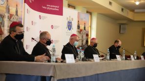 Biskupi o aktualnych kwestiach Kościoła w Polsce. Komunikat po obradach
