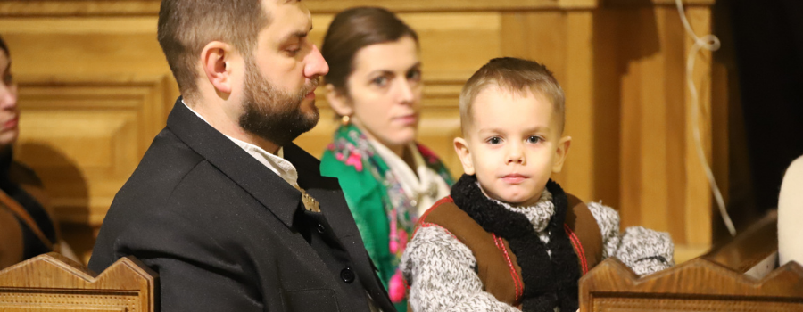 Bp Janusz Mastalski apeluje do rodzin o wzajemną odpowiedzialność, wrażliwość, otwartość i zawierzenie Panu Bogu