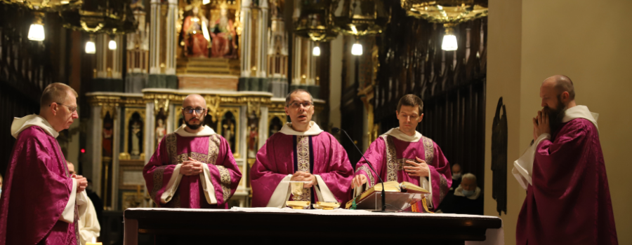 Przeor krakowskich dominikanów: Sposobem życia chrześcijan jest służba