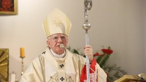 Abp Marek Jędraszewski wskazuje młodym św. Jana Chrzciciela jako wzór pokory i jednoznaczności zawartej w Ewangelii 