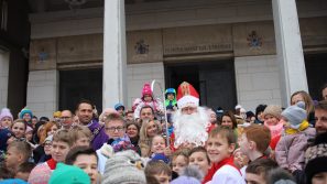Morza uśmiechu. Św. Mikołaj odwiedził dzieci w Sanktuarium św. Jana Pawła II w Krakowie