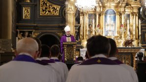 Bp Robert Chrząszcz do kapłanów: Nie bójmy się czasu pokuty i nawrócenia