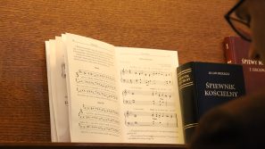 Abp Marek Jędraszewski do muzyków kościelnych: Dzięki dziełom muzyki kościelnej duch ludzki może znaleźć ukojenie w Bogu