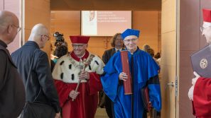Ks. prof. Jerzy Szymik doktorem honoris causa Uniwersytetu Papieskiego Jana Pawła II w Krakowie