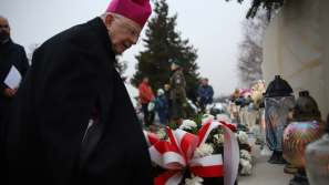 Abp Marek Jędraszewski w Liszkach: Jak długo miłość do Ojczyzny będziemy przekazywać kolejnym pokoleniom, możemy z nadzieją patrzeć w przyszłość