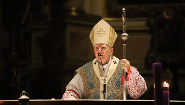 Abp Marek Jędraszewski na roratach akademickich: Wkraczajmy na świętą drogę wyznaczoną przez Jezusa Chrystusa