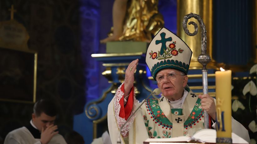 Abp Marek Jędraszewski w Spytkowicach: Mamy wzrastać w wierze, nadziei i miłości, głosząc światu Bożą miłość