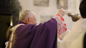 Abp Marek Jędraszewski w czasie liturgii stacyjnej w kościele św. Marka: Pokój to największy dar tych, którzy świadczą o Ewangelii