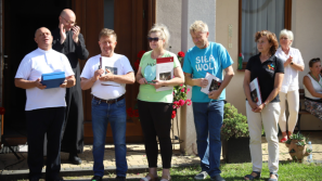 Grupa „Przyjaciele” i Koła Gospodyń Wiejskich działające przy parafii w Woli Zachariaszowskiej laureatami nagrody „Bene Meritus” 2025