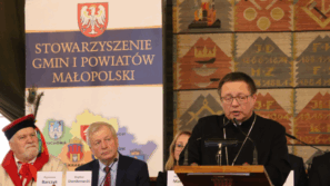 Kard. Grzegorz Ryś do małopolskich samorządowców: Życzę widzenia tego, co dobre i zbierania ludzi, którzy będą chcieli tym żyć