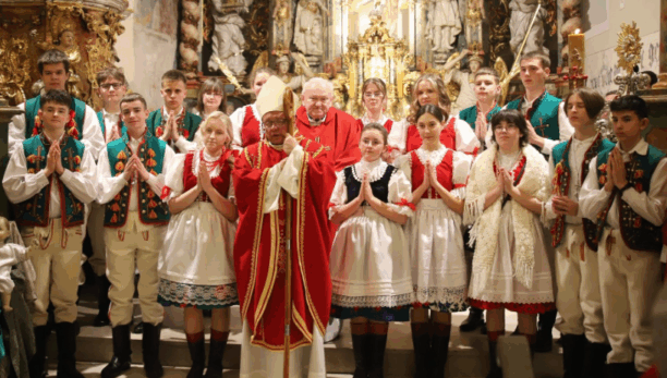 Kard. Grzegorz Ryś do młodzieży w Niedzicy: Bardzo Wam życzę takiej relacji z Bogiem, żeby to była najgłębsza prawda o Was