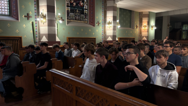 „W duchu liturgii”. 132 młodych mężczyzn z Archidiecezji Krakowskiej w Szkole Ceremoniarza Parafialnego 2026/2027