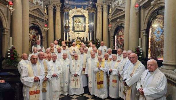 Kard. Kazimierz Nycz do kapłanów w Kalwarii Zebrzydowskiej: Zawierzajmy swoje życie Maryi!