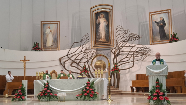 Łagiewnickie sanktuarium wypełniło się modlitwą za Dzieci Utracone